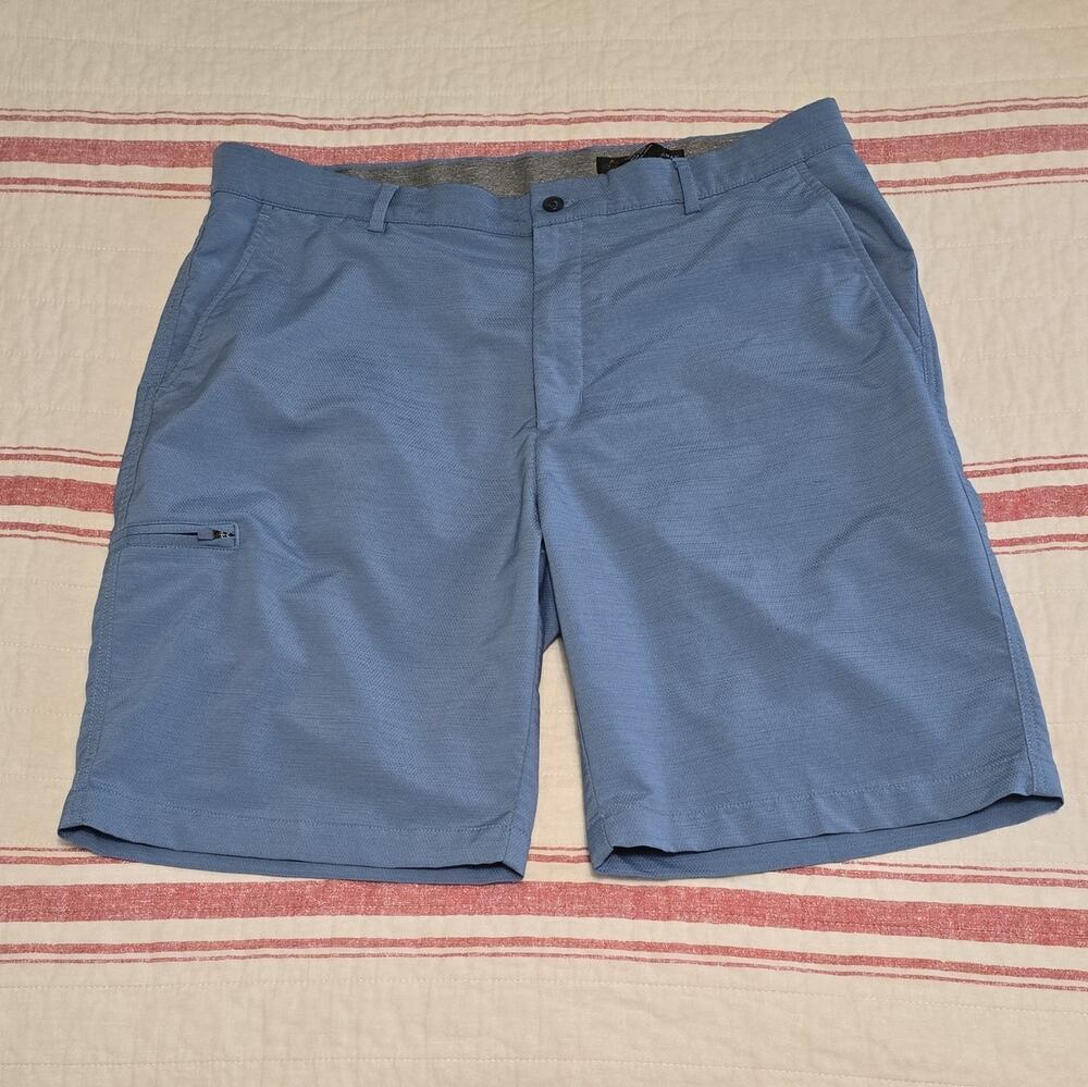 Greg Norman Men's 38 Golf Shorts Blue Solid Stretch Pockets Flat Front